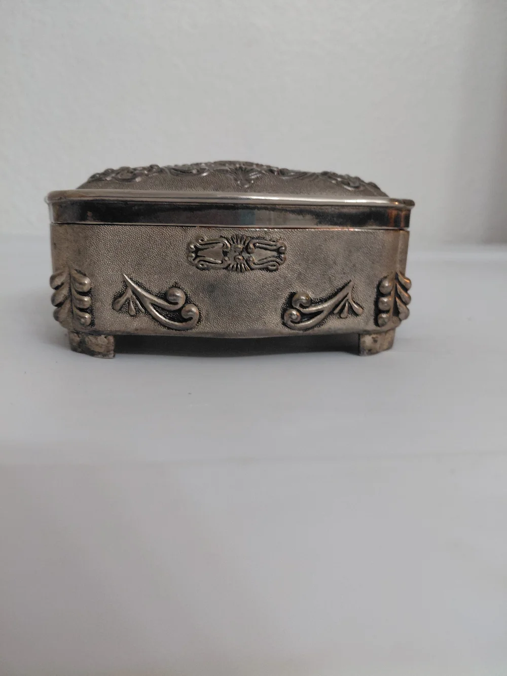 Vintage Jewelry Trinket Box Rose Design Silver Plated Footed
